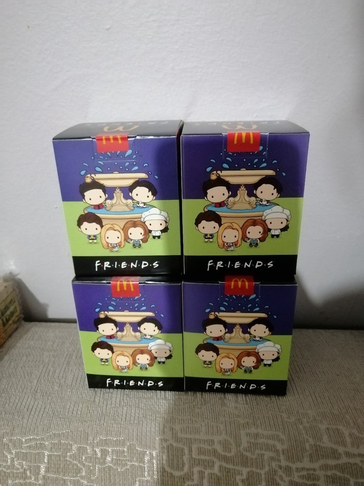 F.R.I.E.N.D.S 5 adet phoebe yoktur - Görsel 3