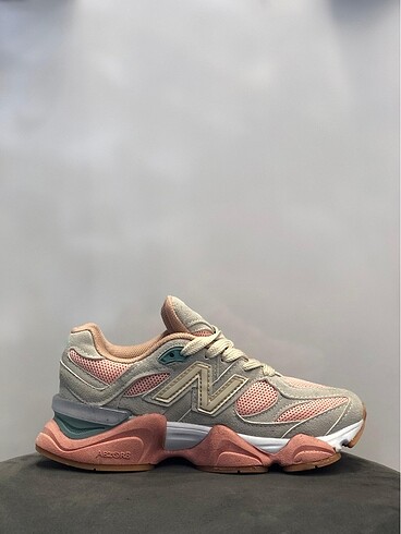 37 Beden beyaz Renk New Balance 9060