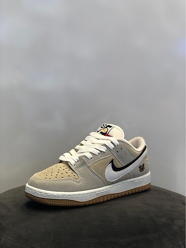 Nike Dunk Low Double Swoosh