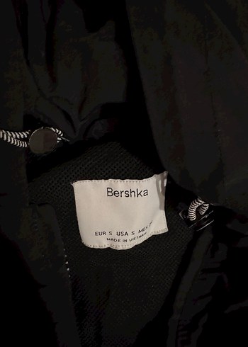 Bershka  Siyah Kısa Kapüşonlu Kadın Ceket - Görsel 3