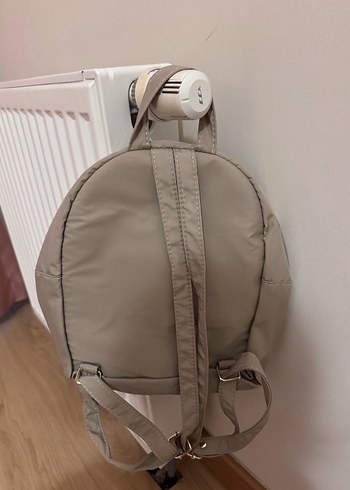 Bej Kadın Sırt Çantası Fermuarlı - Görsel 2