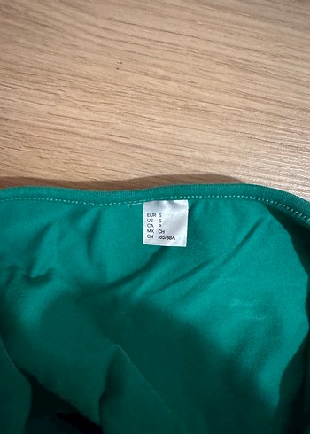H&M Kadın Yeşil V Yaka Crop Top - Görsel 3