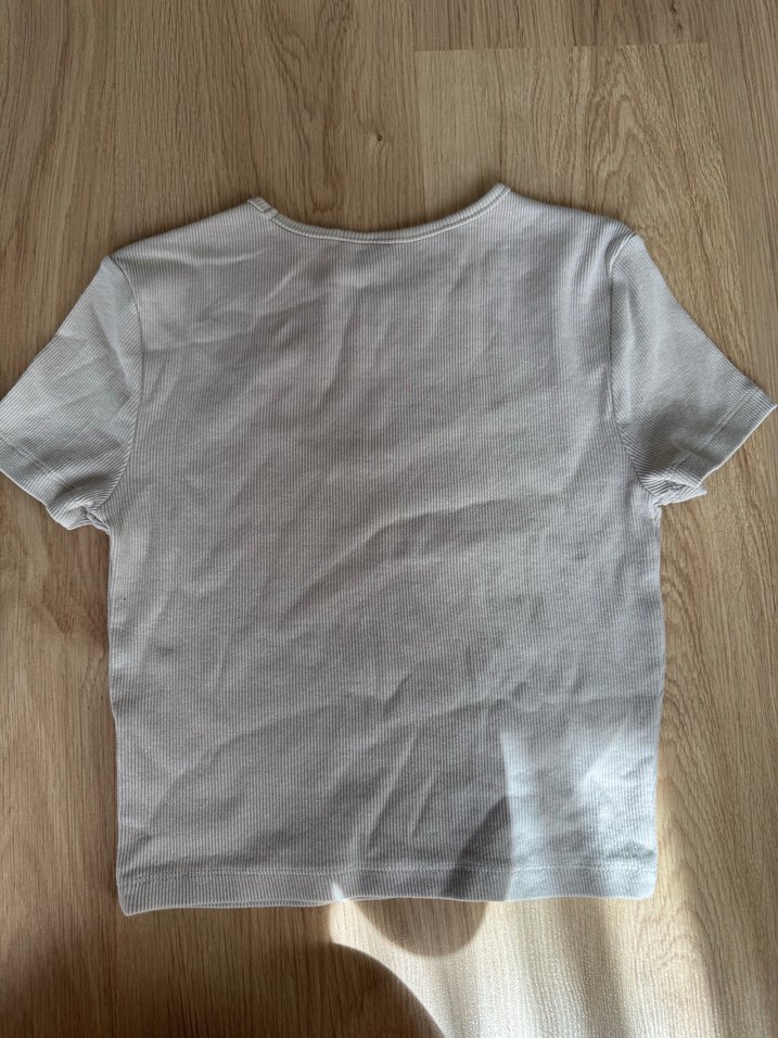 Bej  Kısa Kollu Crop - Görsel 2