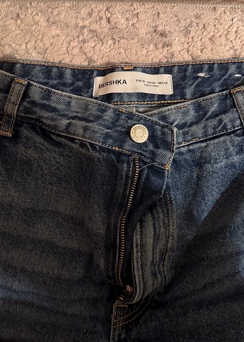 BERSHKA Mavi Rahat Kesim Kadın Kot Pantolon