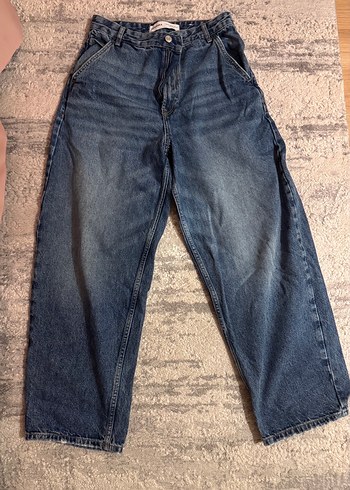 m Beden BERSHKA Mavi Rahat Kesim Kadın Kot Pantolon