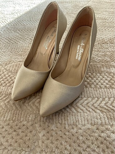 Diğer Stiletto ayakkabı