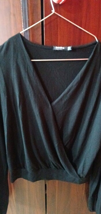 28 Beden siyah Renk Bershka bluz