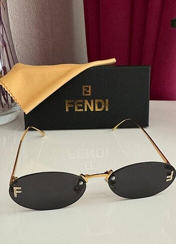 Fendi gözlük