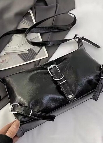 Stradivarius Pinterest omuz çantası