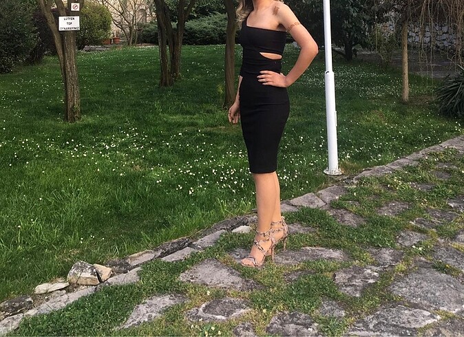 Zara Elbise
