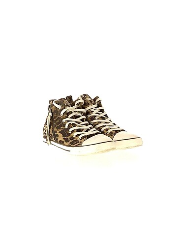 Guess Guess Bot %70 İndirimli.