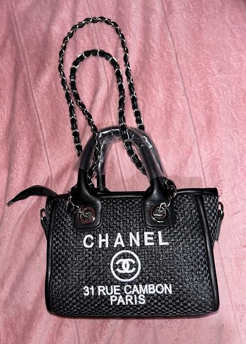 Zincir Detaylı Siyah Deri Chanel Çanta - Görsel 3