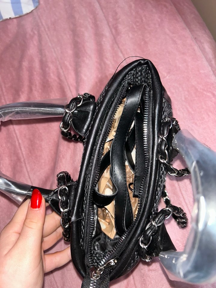 Zincir Detaylı Siyah Deri Chanel Çanta - Görsel 2