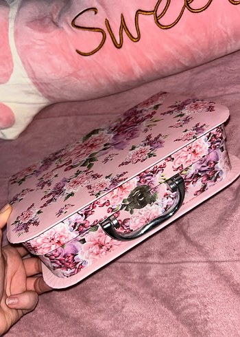 YURTDIŞI Çiçek Desenli Pembe hediyelik duş seti - Görsel 2