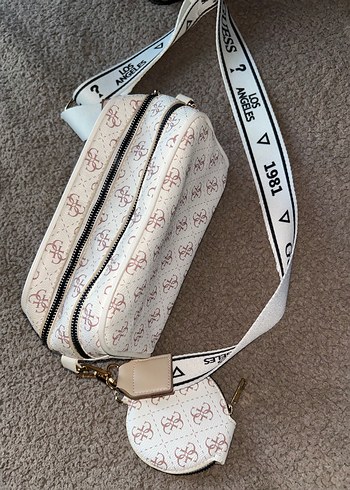 Guess GUESS Beyaz Baskılı Kadın Çapraz Çanta