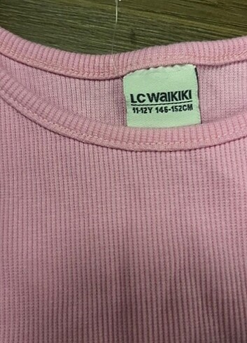 LC Waikiki 11-12 yaş yanları açik kız çocuk kiyafet