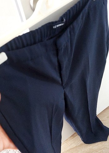 LC Waikiki Lacivert Rahat Ve Sik Pantolon