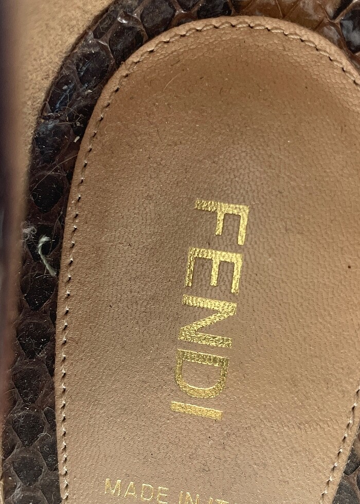 Fendi Platform %70 İndirimli. - Görsel 4
