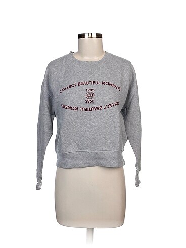 Massimo Dutti Sweatshirt %70 İndirimli.