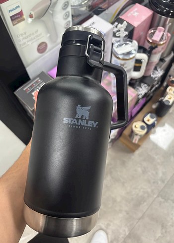 Stanley Siyah Termos Matara 1.9L