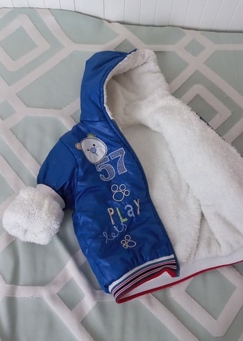 Mavi Kapüşonlu Erkek Çocuk Mont - Görsel 3