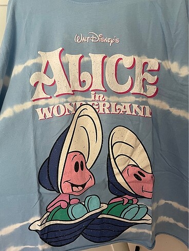 Bershka Bershka limited edition alice in wonderland tişört