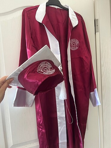 Diğer İstanbul Aydın Üniversitesi Cübbe