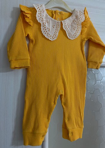 Sarı Dantelli Nakışlı Bebek Tulum - Görsel 2