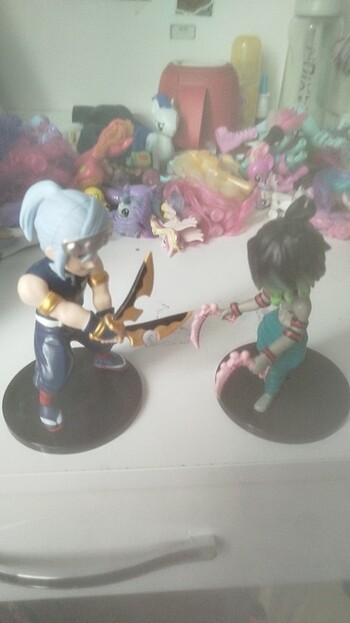 Demon Slayer anime figürü