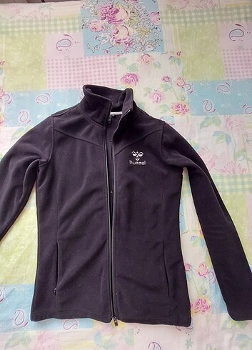 Hummel polar hirka
