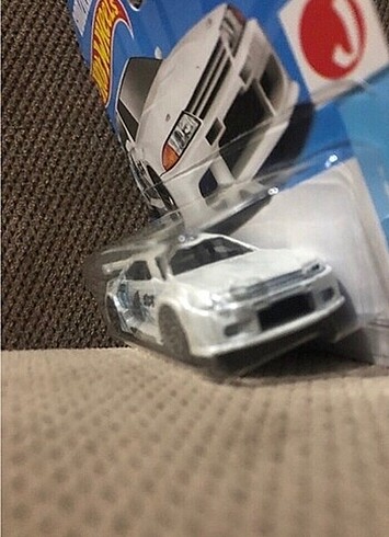  HOTWHEELS NISSAN SKYLINE GT-R (R32)