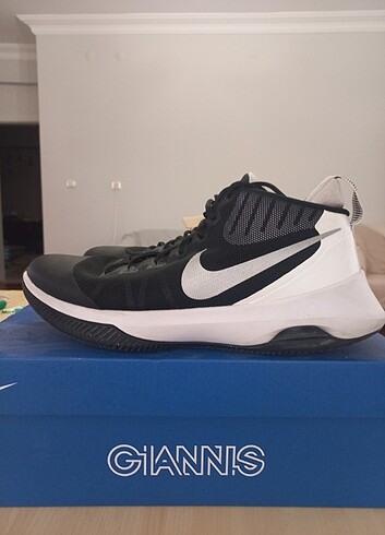 Nike Air versitile