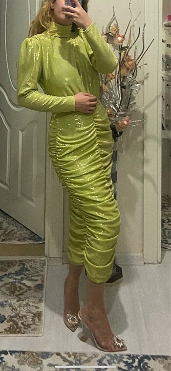 Yeşil abiye
