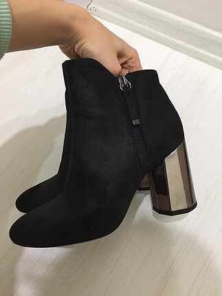 Bershka 36 numara Bot