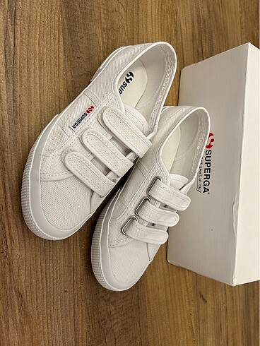 Superga sneaker