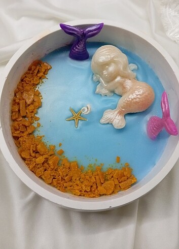 Diğer Deniz Kızı Mum 