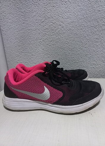 Nike ayakkabı