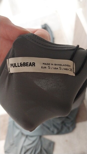 s Beden Pull and bear likralı streç dar maxi elbise