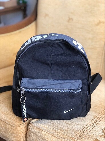 Nike Sırt Çantası