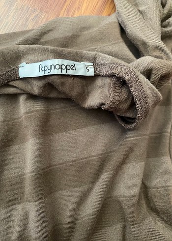 Zara V Yaka, Kısa Kollu vintage tshirt