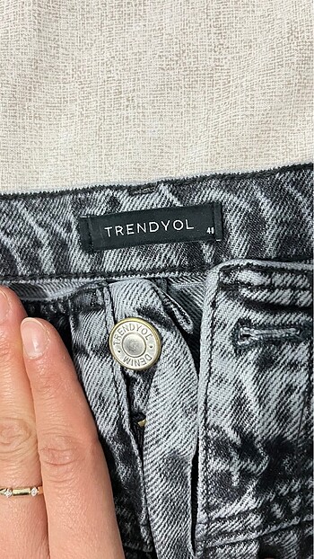 Trendyol & Milla Gri kot pantolon