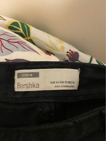 Bershka Berskha denim kot