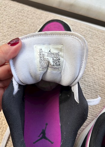 Nike Pembe AirJordan Ayakkabı - Görsel 4