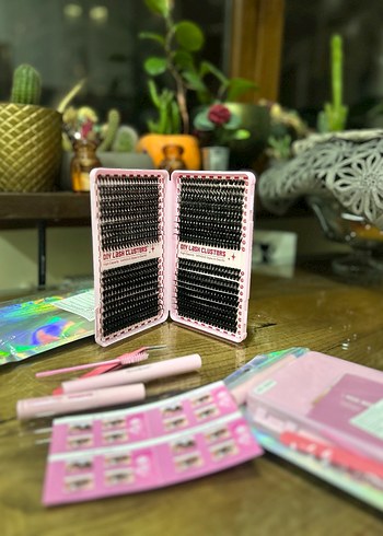 Koyu Pembe Takma Kirpik Seti