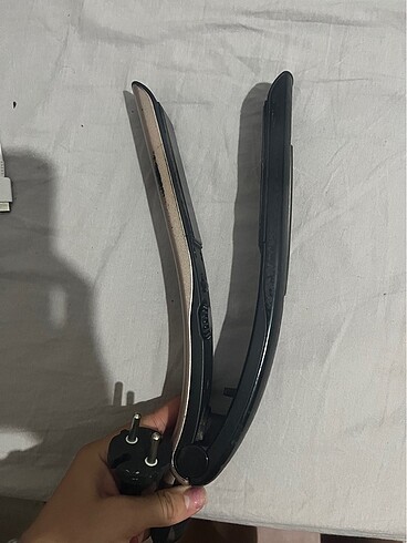Beden Renk Arzum Lolita saç düzleştirici