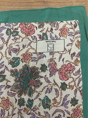 Freshscarf eşarp