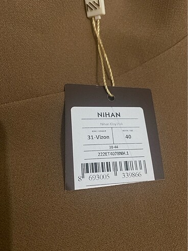 Nihan Nihan etek