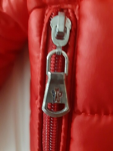 Kirmizi mont - Görsel 3