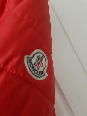 Kirmizi mont - Görsel 4