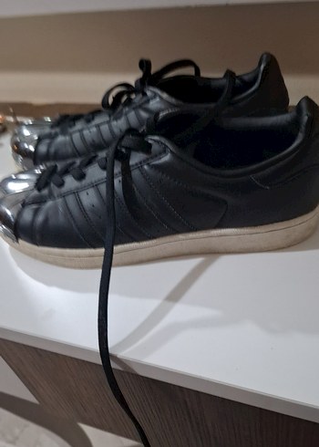 Siyah Metal Burunlu Bağcıklı Kadın Spor Ayakkabı - Görsel 3